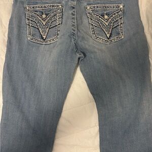 Vigoss Light Blue Cropped Jeans with Embellished Pockets